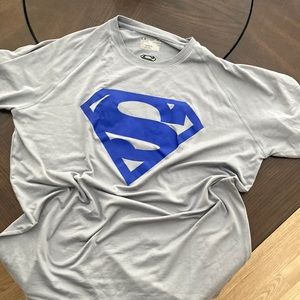Under armour Superman shirt size M